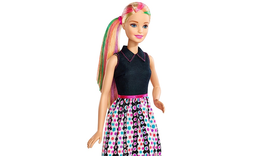 Image 2: Barbie Mix 'n Colour Doll