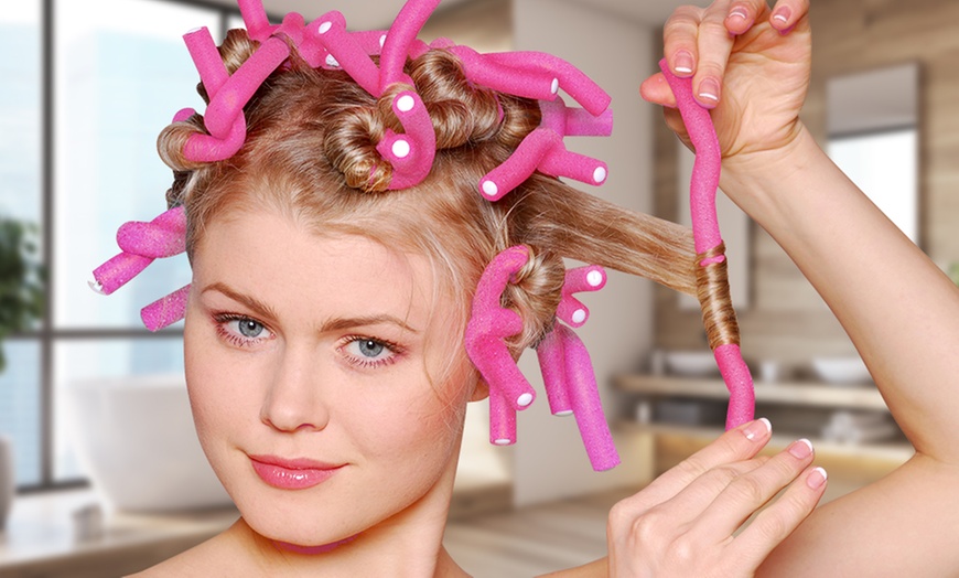 Image 2: 6 Twistee Hair Rollers