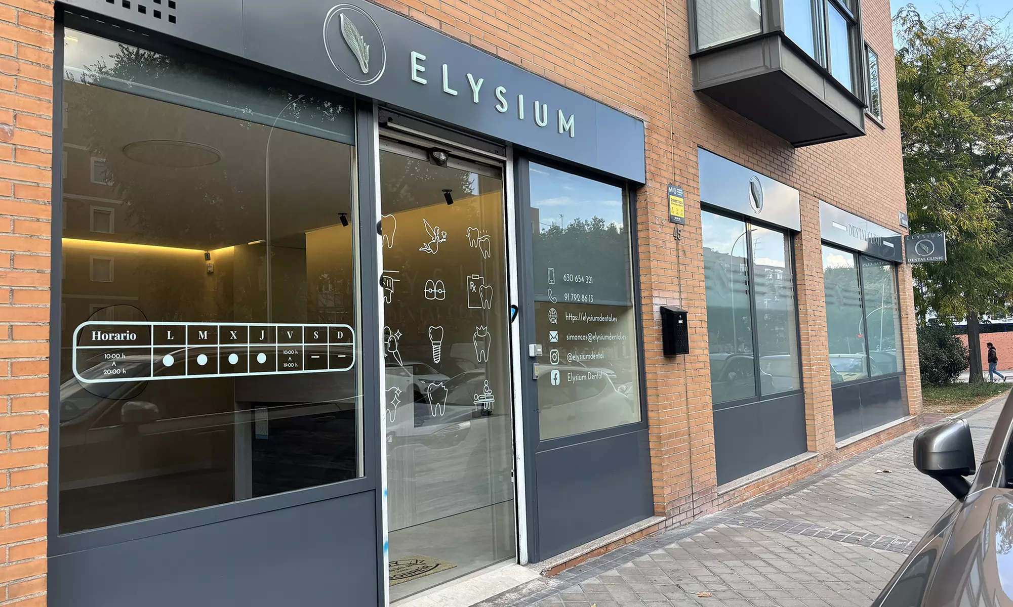 1 o 2 sesiones de blanqueamiento dental LED con limpieza