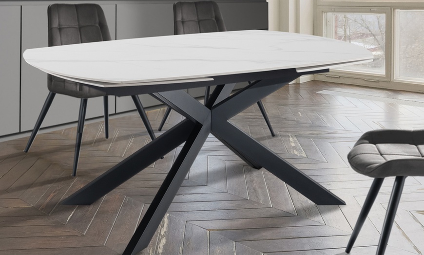 Image 18: Table extensible Oresteluchetta "Finny" ou "Tuam"