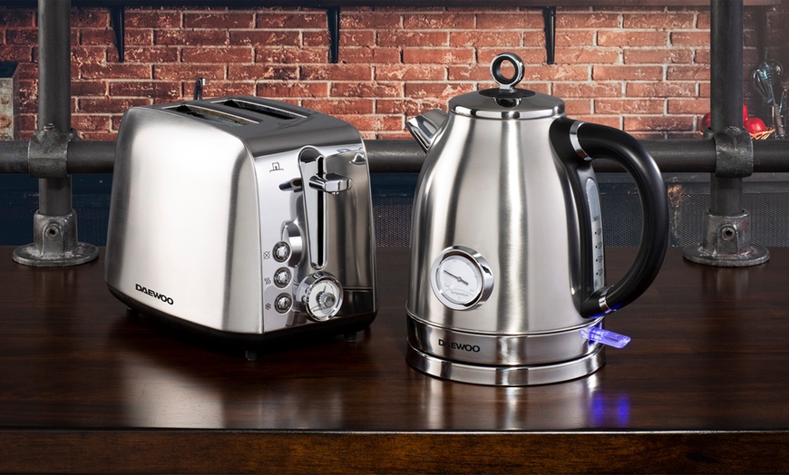 daewoo kingsbury kettle and toaster set