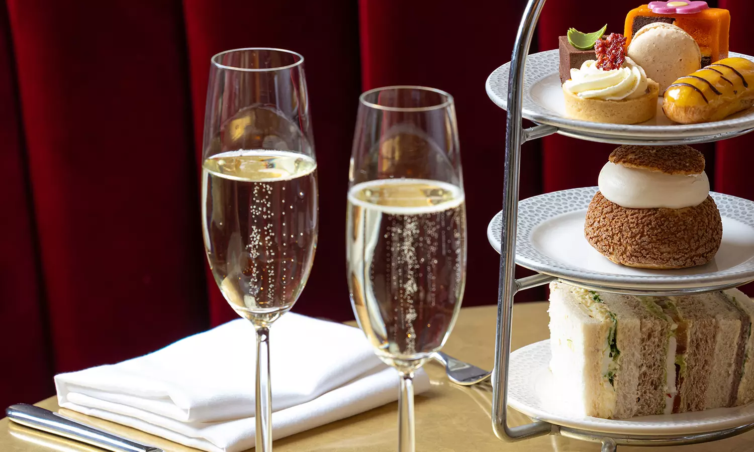 Traditional or Prosecco Afternoon Tea in Central London