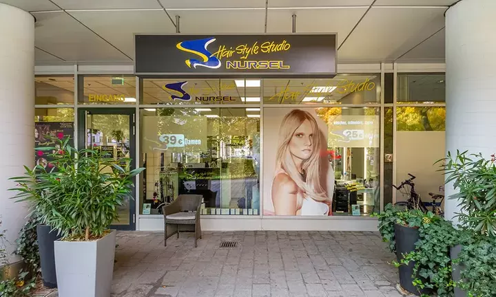 Meister-Haarschnitt für Damen