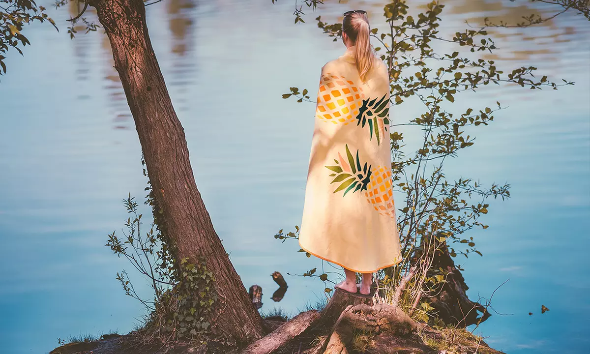 1x oder 2x Rundes Strandhandtuch aus 100% Baumwolle im Design nach Wahl - Second Medium