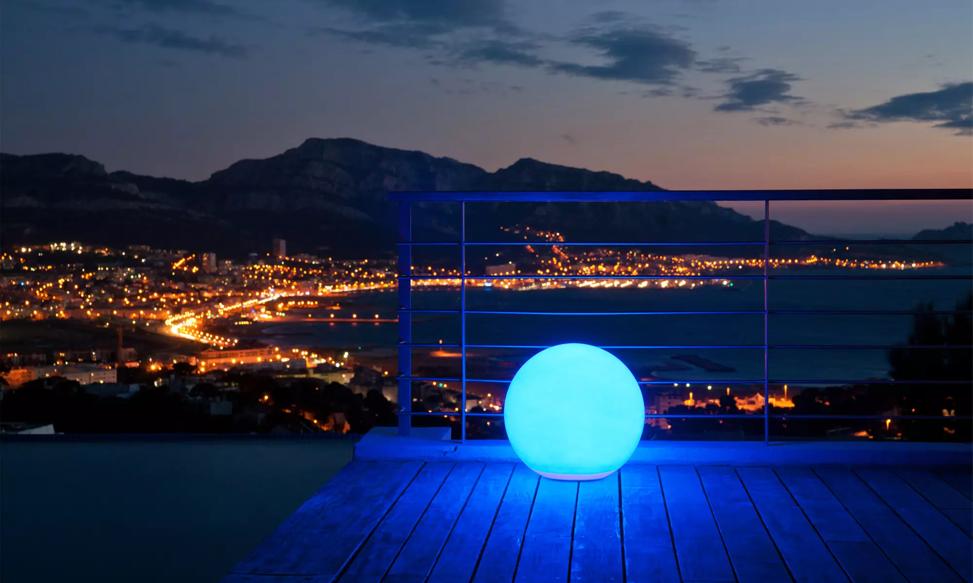 Boule ou cube lumineux sans fil LED multicolore Lumisky