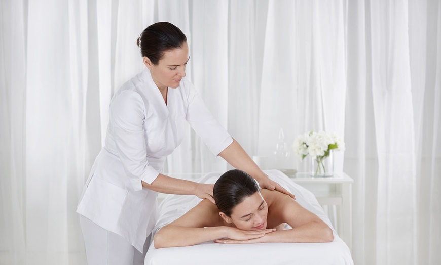 Image 5: Massage Treatment, Refreshments, Spa, Relaxation Suite & Leisure Use 