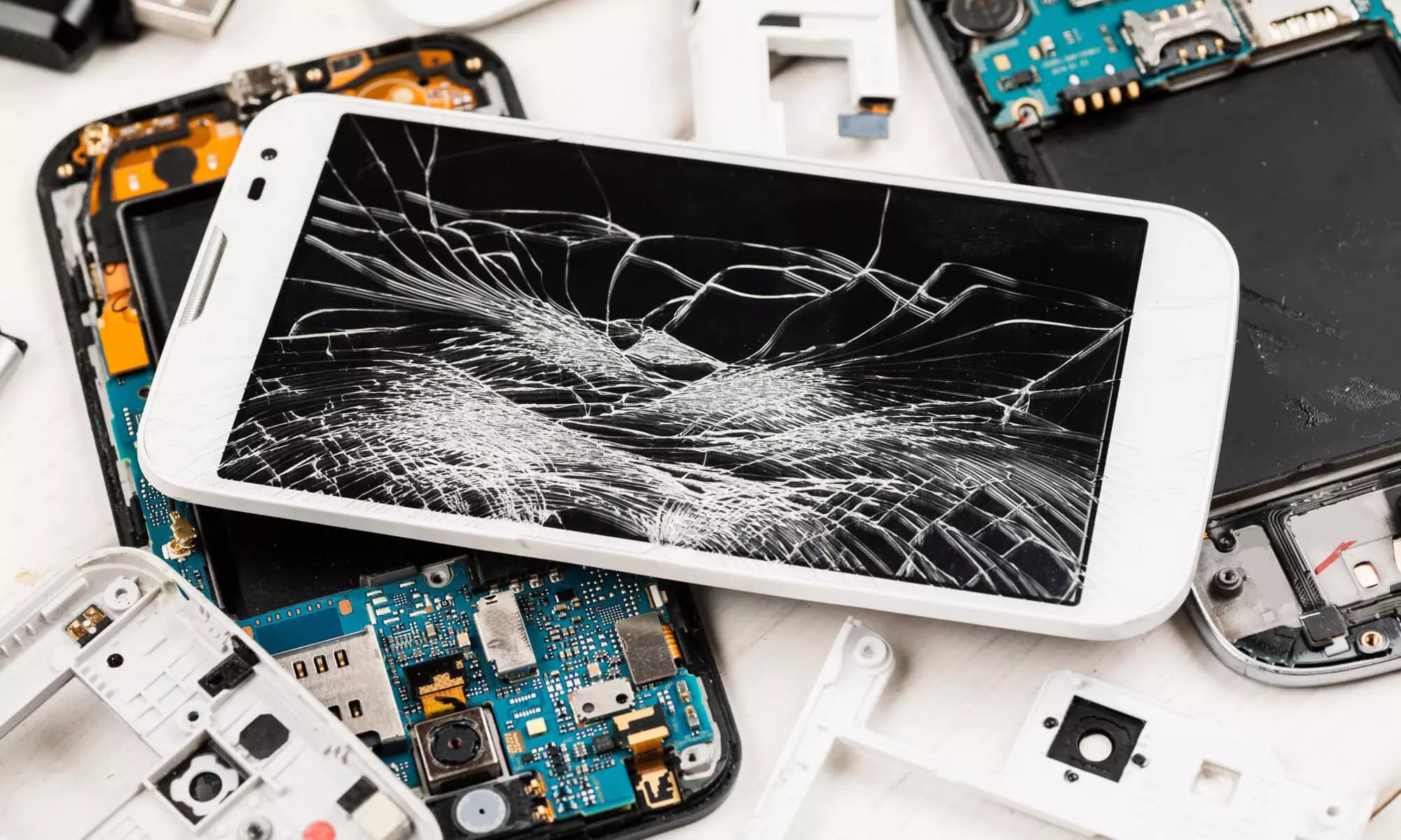 Up to 50% Off on Cell Phone Repair at Wireless Express - Second Medium