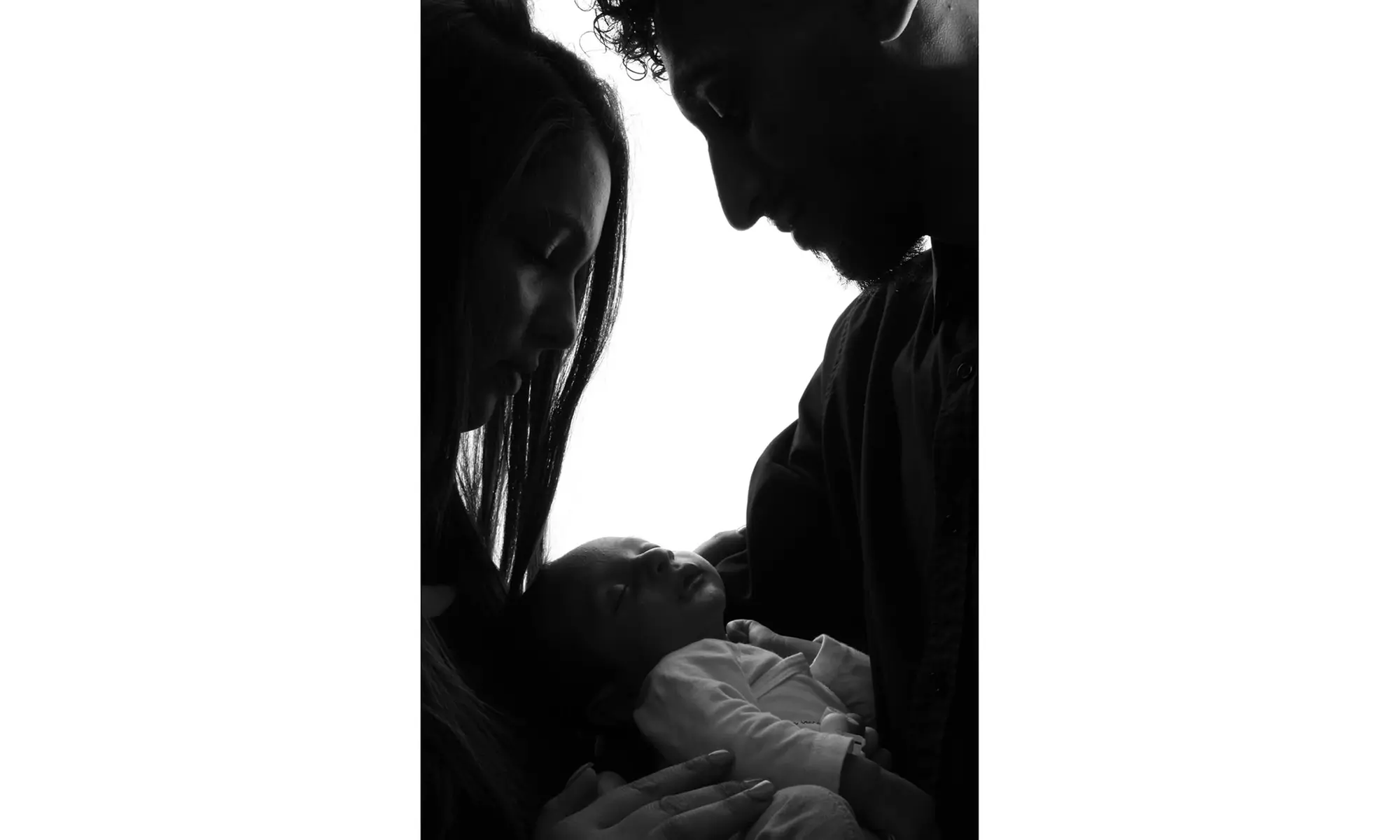 Immortalisez vos moments précieux : shooting future maman ou groupe