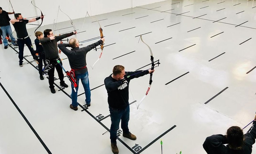 Image 4: One-Hour Indoor Archery Session