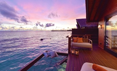 ✈ Maldives: Three-Night 4* or 5* Getaway with Breakfast