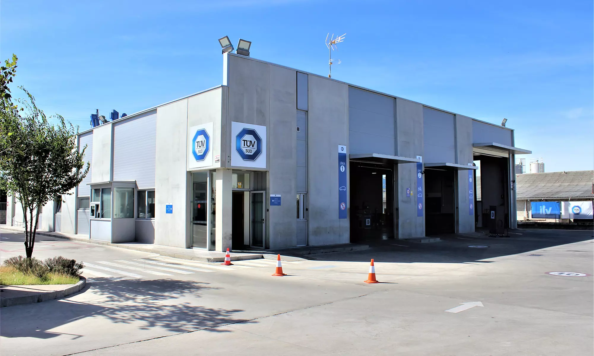 Pasa la ITV sin complicaciones y a buen precio, con tasas incluidas