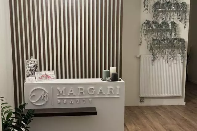 Hiszpański lub Japoński masaż twarzy z ampułką w Margari Beauty