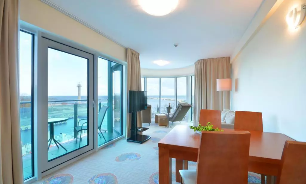 Kołobrzeg: pokój double ze śniadaniami i sauną