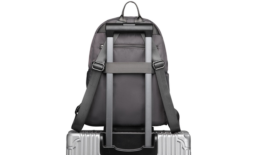 Image 8: Casual Lightweight Backpack