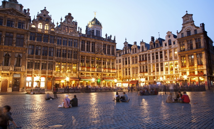 Image 5: Brussels: Double Room with Breakfast