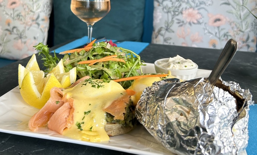 Image 2: Petit-déjeuner ou déjeuner au restaurant So Benedict Cannes