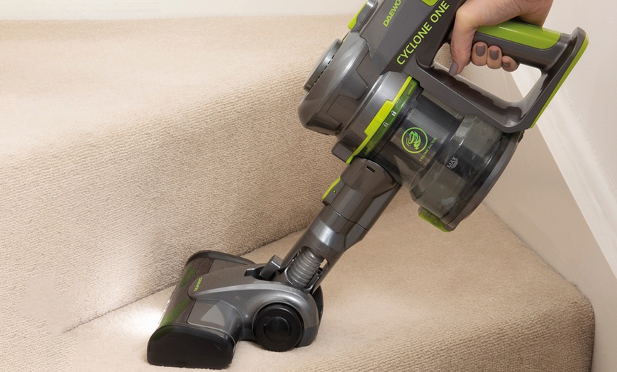 Image 5: Daewoo Cyclone All-in-One Cordless Vacuum