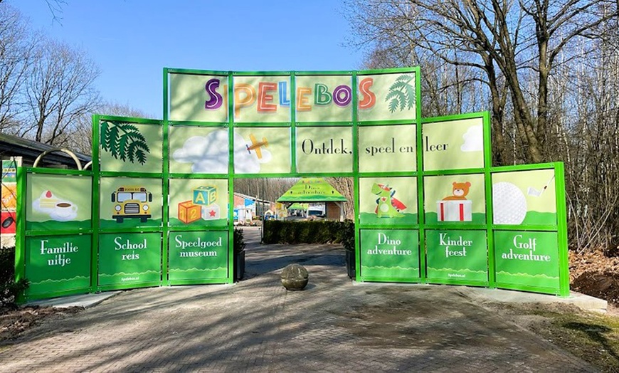 Image 14: Speelgoedmuseum meets Jurassic Park: alles-in-één ticket voor Spelebos