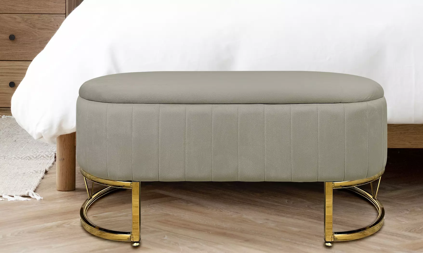 Panca contenitore con gambe cromate