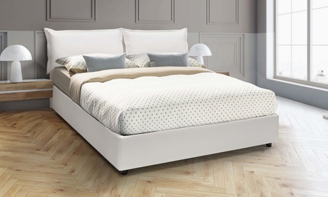 Letto di design in ecopelle con contenitore Made in Italy disponibile con o senza materasso in 4 dimensioni e 2 colori