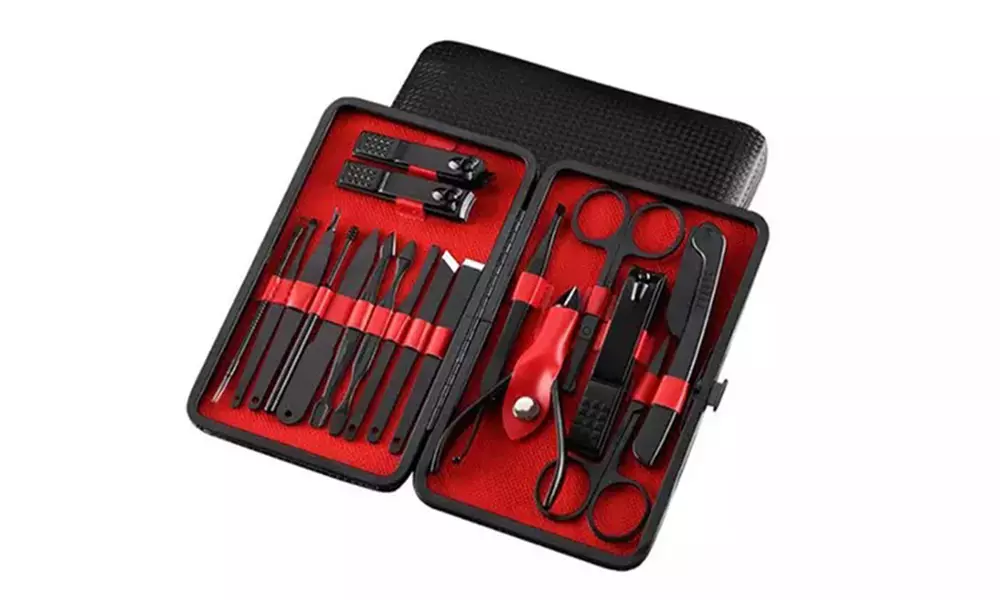 Kit de manucure spécial voyages - Primary Image