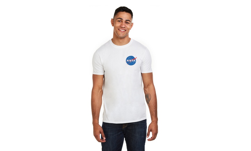 Image 4: Men's NASA T-Shirts