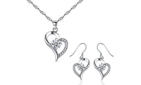 Ensemble de collier et boucles d'oreilles en forme de cœur pour femmes