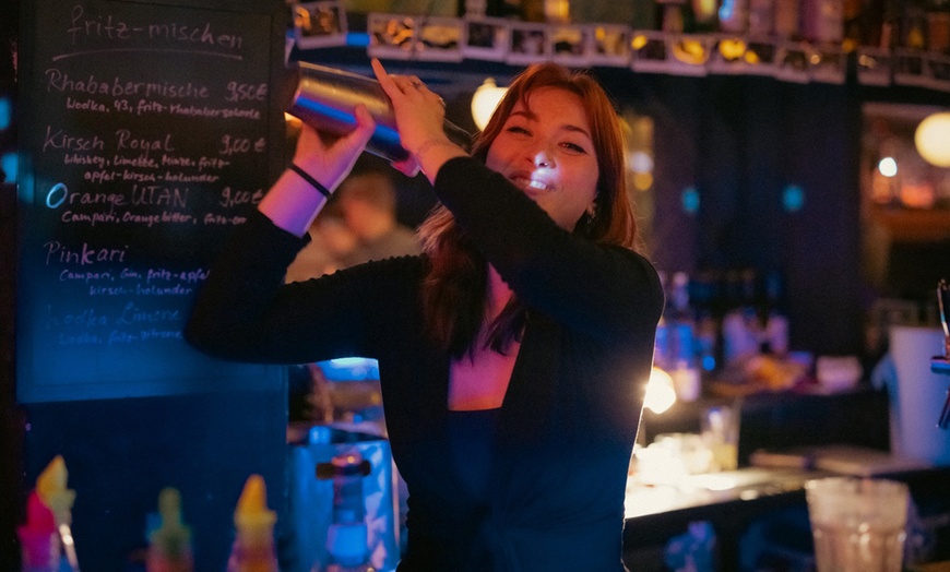 Image 2: Karaoke-Special: Songs & Cocktails / Longdrinks für bis zu 6 Personen