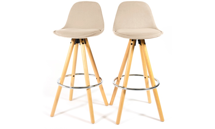 Image 3: Barcelona Retro-Style Bar Stool Two-Piece Set