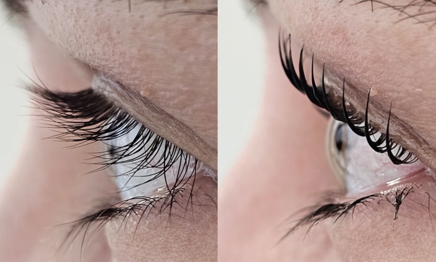 Image 5: Enhance Your Eyes with One Eyelash Korean Lifting Treatment