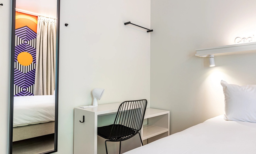 Image 10: Paris : chambre double avec petit-déjeuner, boisson et départ tardif