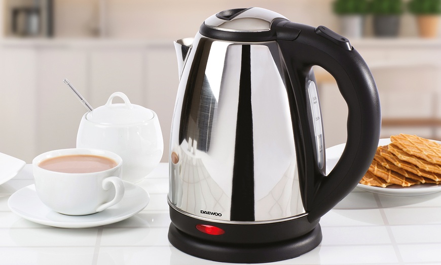 Image 4: Daewoo Brushed or Polished Kettle