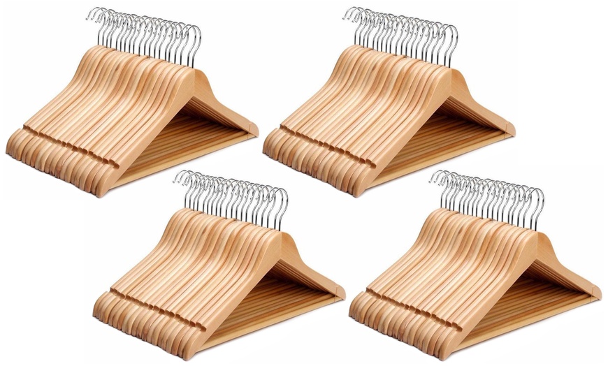 Image 5: Up to 100 Wooden Hangers