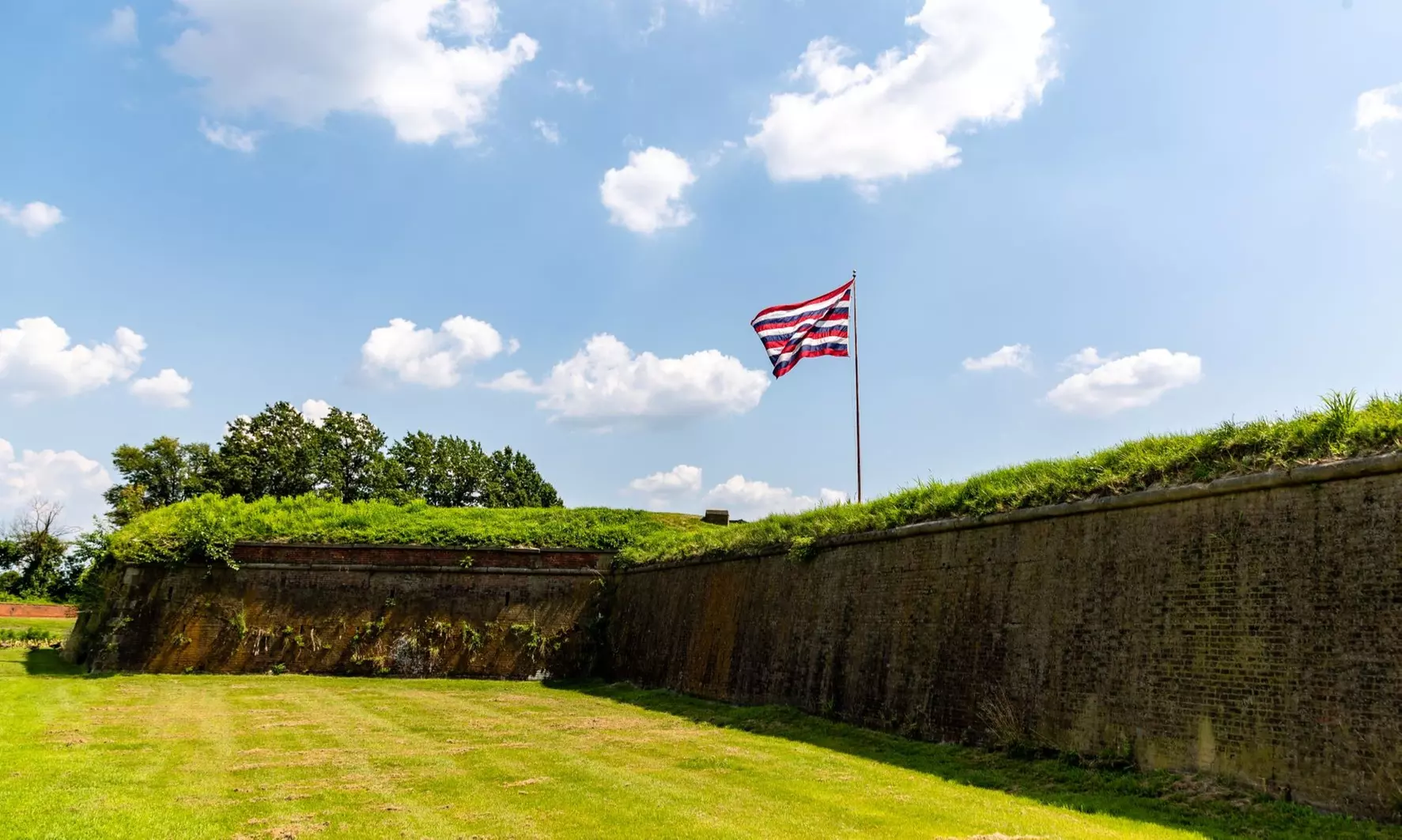 Explore Fort Mifflin's Historic Battlefield with General Admission
