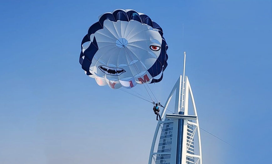 Image 4: Parasailing in the Middle of the Sea at 500ft for One or Two