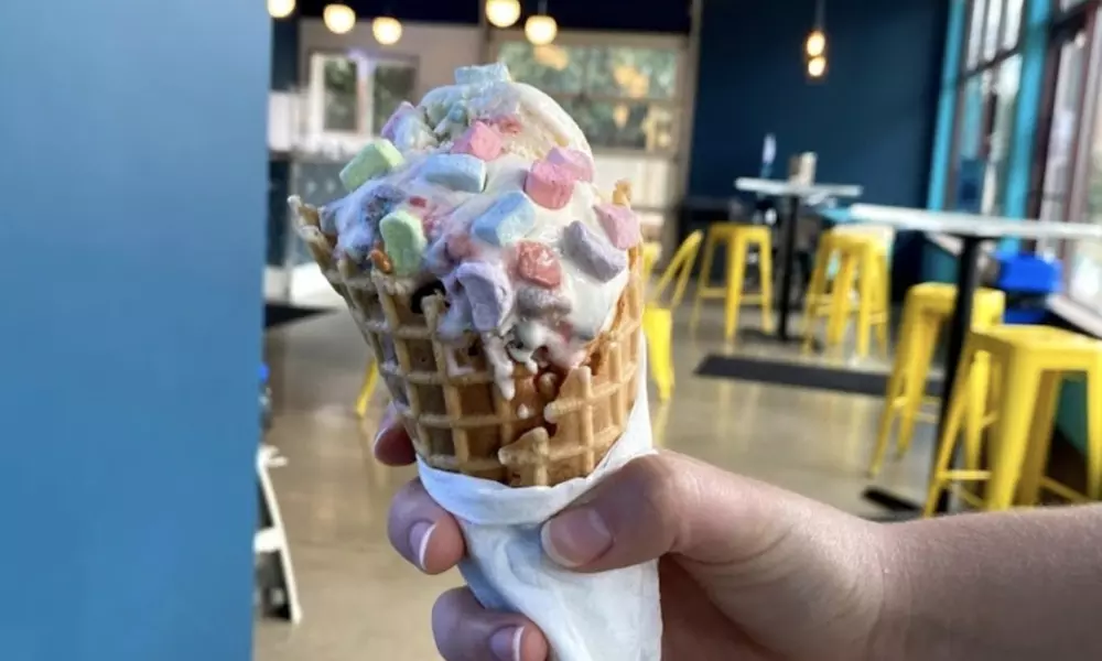 Enjoy $5 Vouchers for Takeout & Dine-In Ice Cream Treats