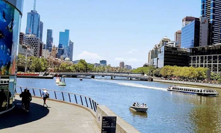 Image 6: Discover Melbourne on a 60-min Sightseeing Cruise for Kids and Adults