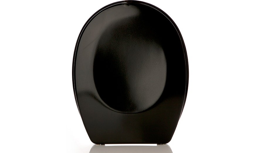 Image 4: Black Slow-Close Toilet Seat