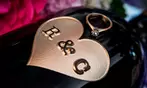 Personalized Wine Gift: Custom Etched Wine Bottles & Gift