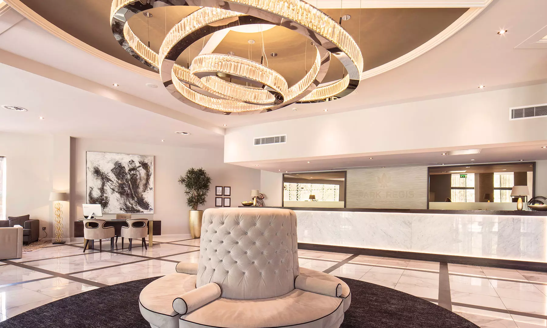 Birmingham: 4* Double Room Stay with Breakfast