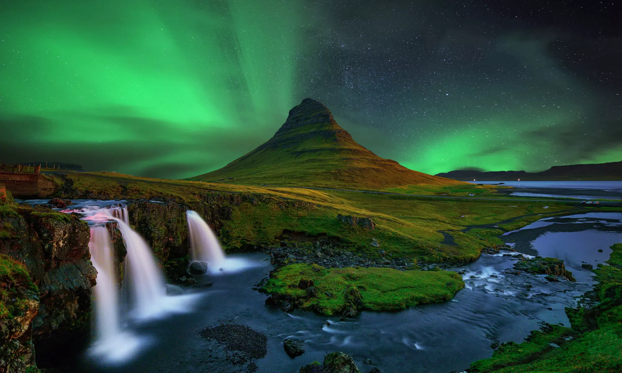 ✈ 7-Day Vacation in Iceland with Air from Gate 1 Travel. Price/Person Based on Double Occupancy (Buy 1 Voucher/Person). - Primary Image