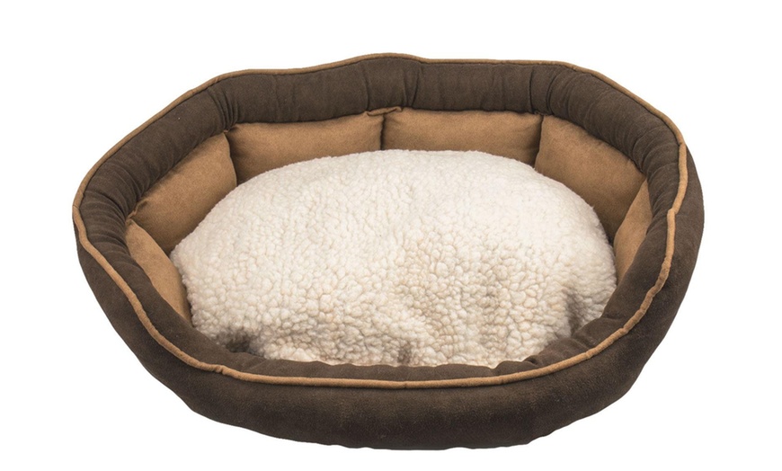 Image 1: Oval Pet Bed with Fleece in Brown