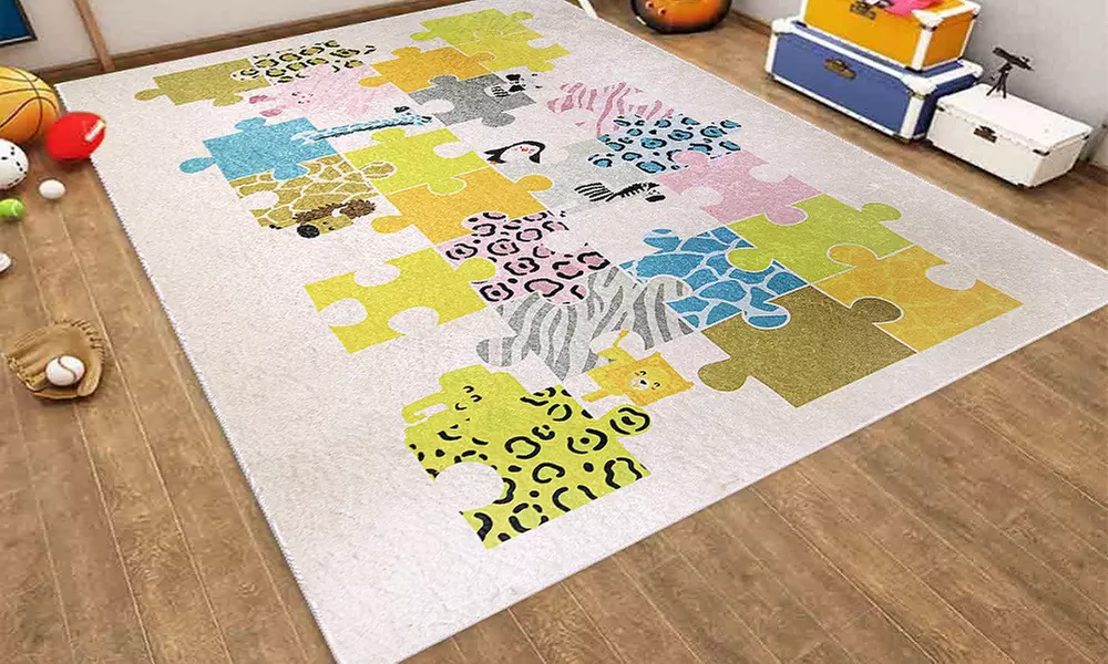 Tapis pour enfant ; disponible en plusieurs motifs et tailles au choix - Primary Image