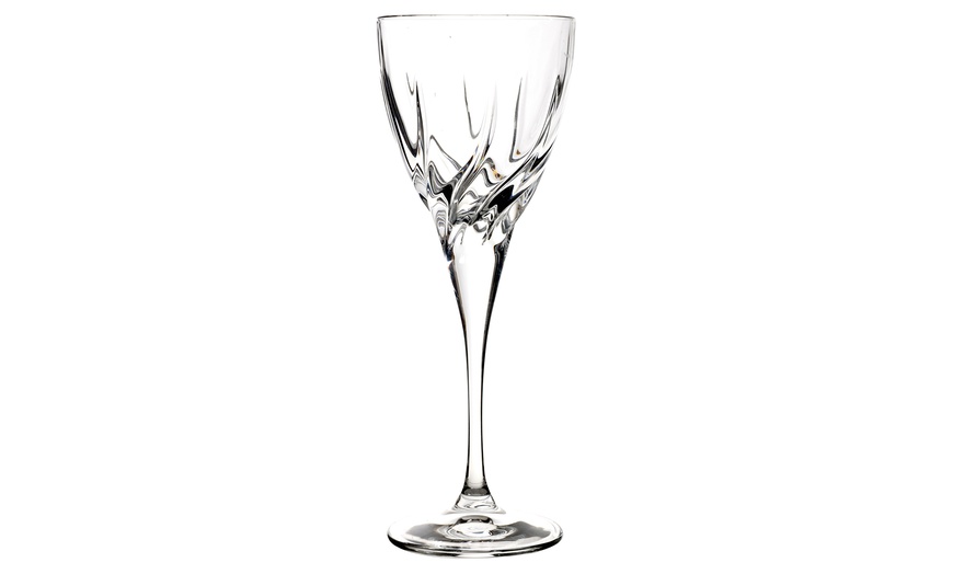 Image 2: RCR 18.5cl Wine Glasses