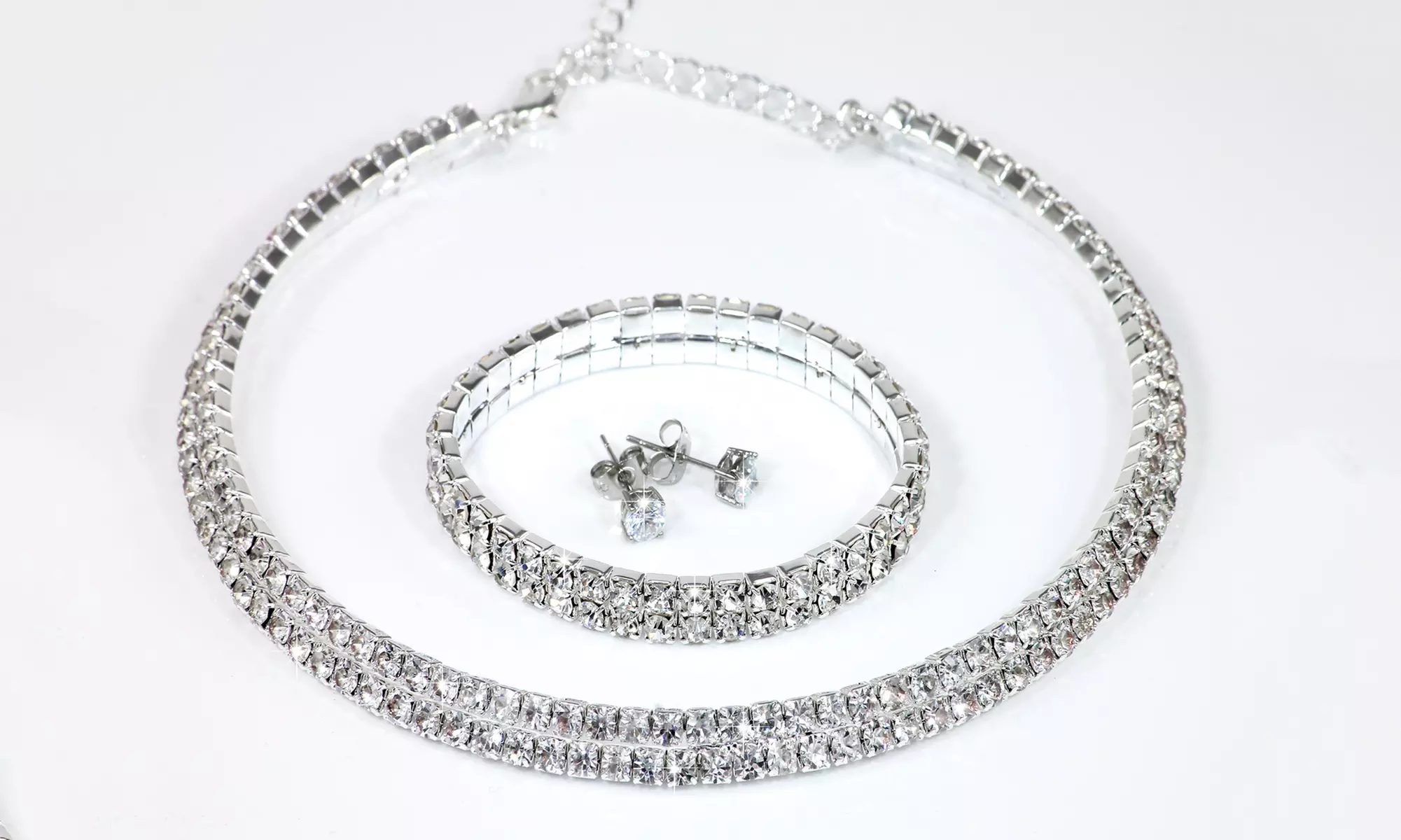 1 ou 2 parures en cristal - Primary Image