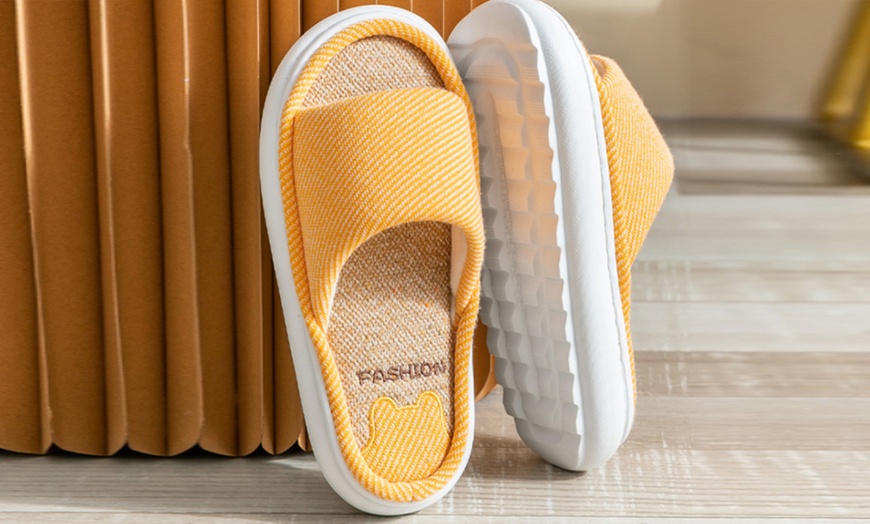 Image 7: Women's Thick Sole Flip Flops Slippers