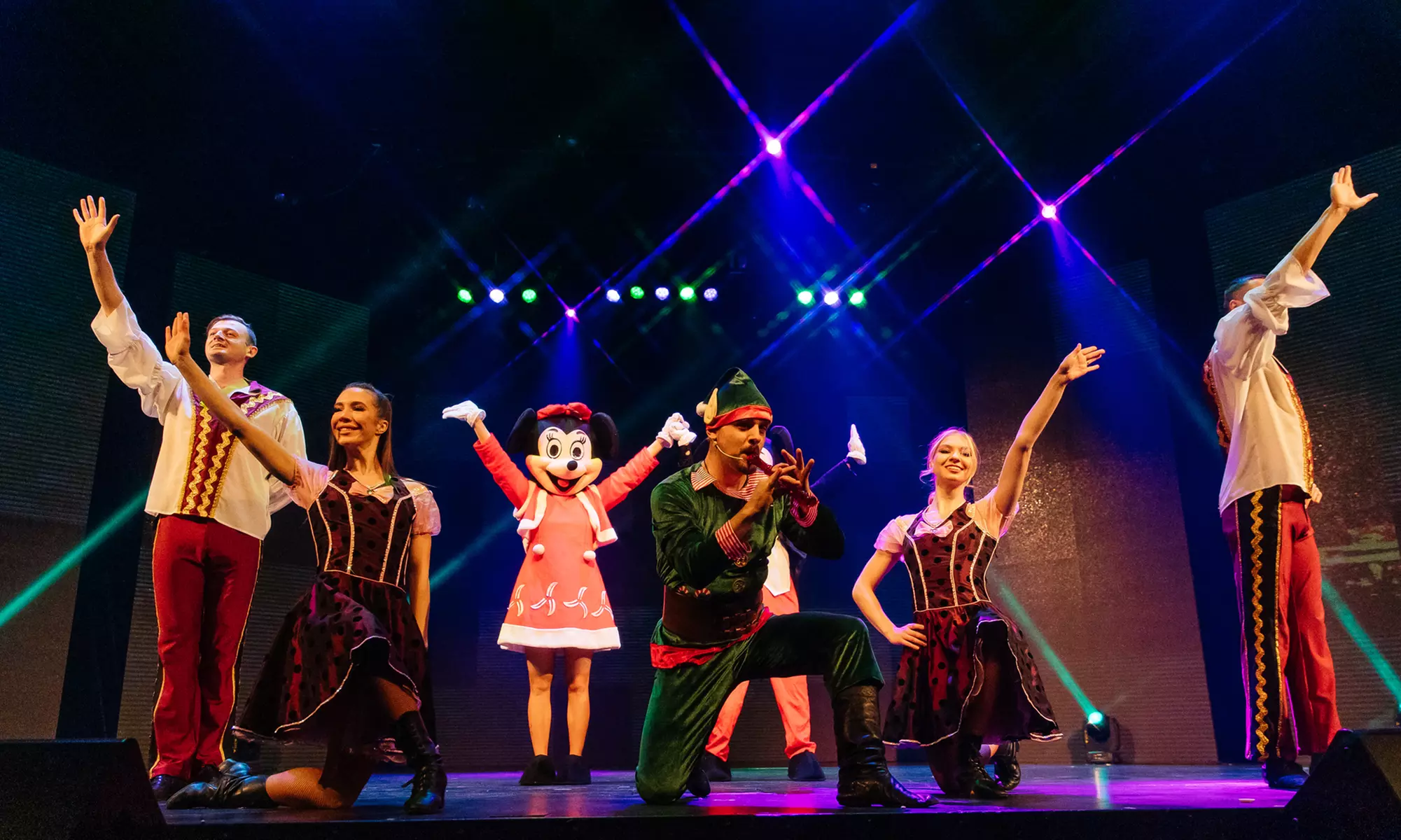 2 ou 3 places pour "L'incroyable voyage de Noël" au Paradis des Sources (jusqu'à 22% de réduction) - Primary Image