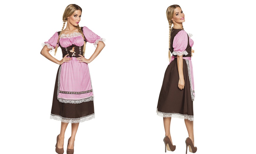 Image 2: Traditional Oktoberfest Outfits