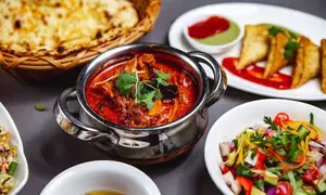 Évasion en Inde : déjeuner ou diner pour 2 convives au Tandoori Palace (jusqu 'à 44% de réduction)