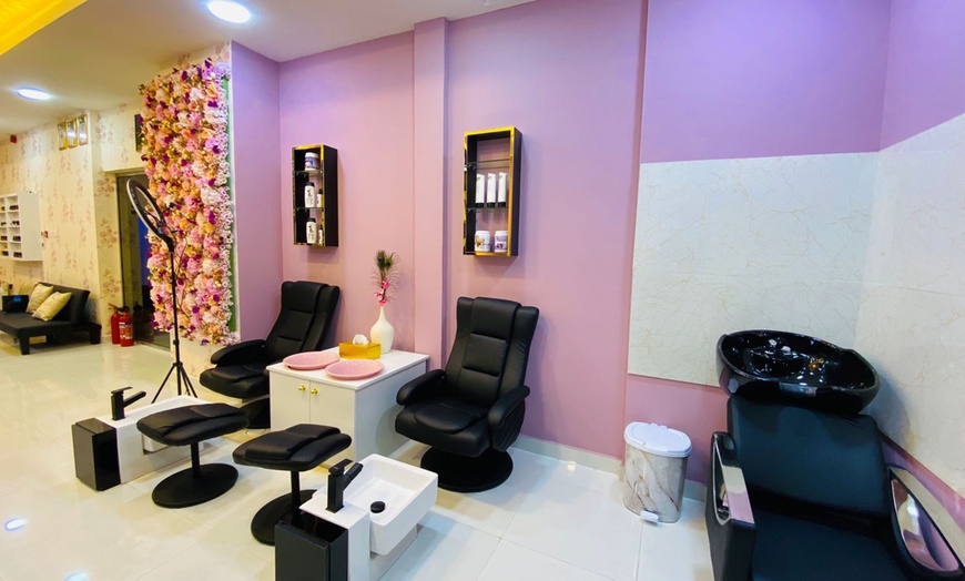 Image 13: Facials at Rubaab Ladies Beauty Salon